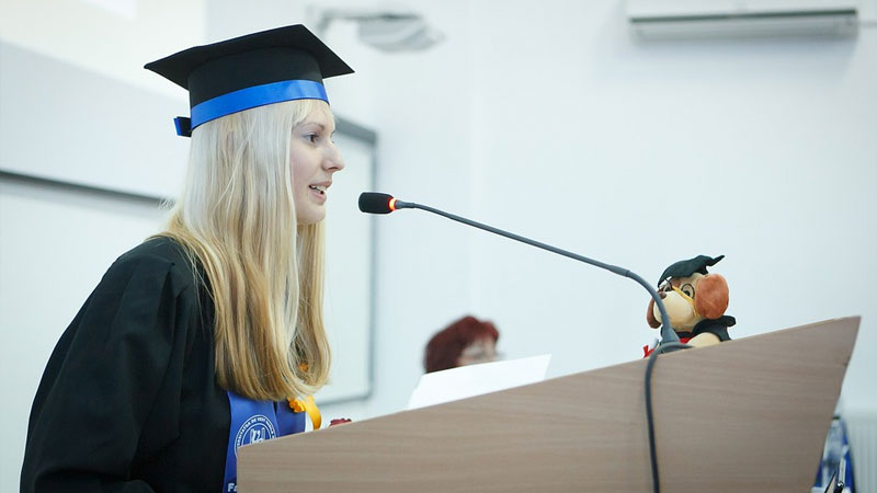 What Are Helpful Tips for Dealing With Cold Sweats?